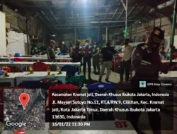 Operasi PPKM, Sejumlah Kedai dan Cafe yang Melanggar Prokes di Kramatjati Ditegur Petugas