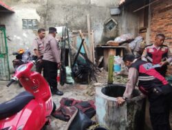 Polisi Lakukan Olah TKP Rumah Tinggal yang Terbakar di Cakung