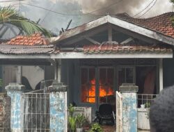 Polisi Cek TKP Rumah Dinas yang Terbakar di Halim